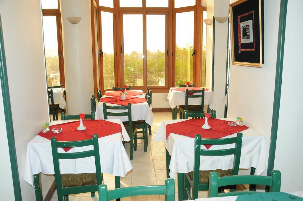 Nile Hotel Aswan Eksteriør billede