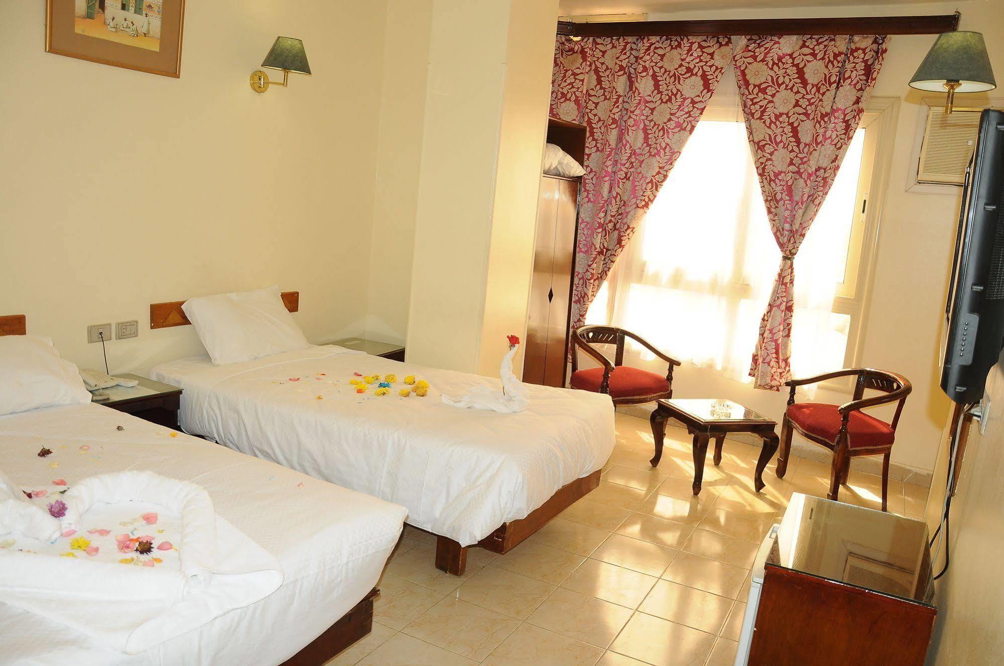 Nile Hotel Aswan Eksteriør billede